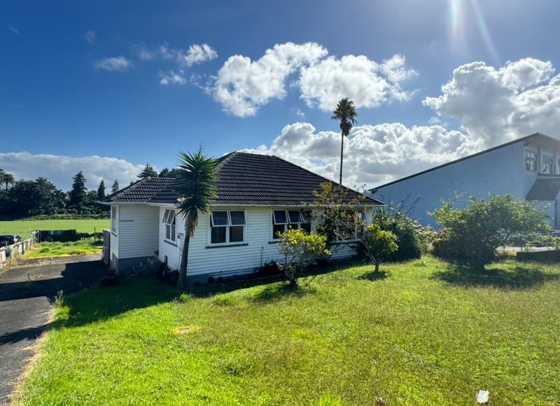 19 Piki Thompson Way, Otahuhu, Auckland - Carousel 1