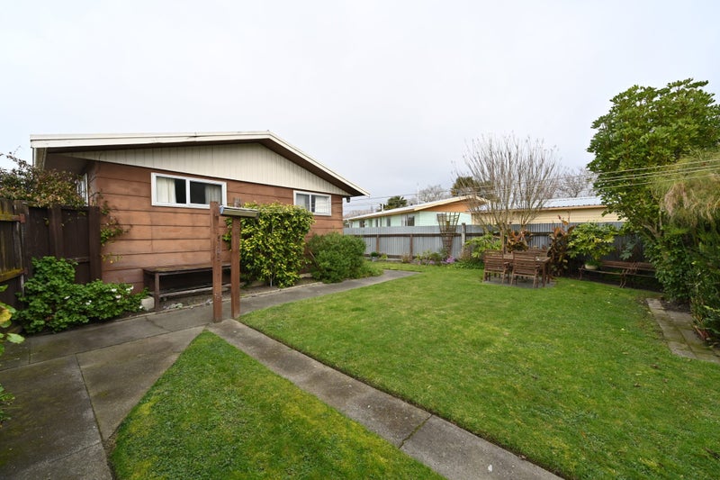 10 Spriggs Crescent, Greenmeadows, Napier - Carousel 2