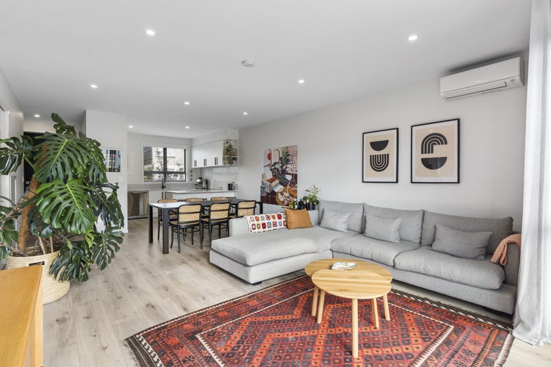 18A Sunnymead Road, Glen Innes, Auckland - Carousel 2