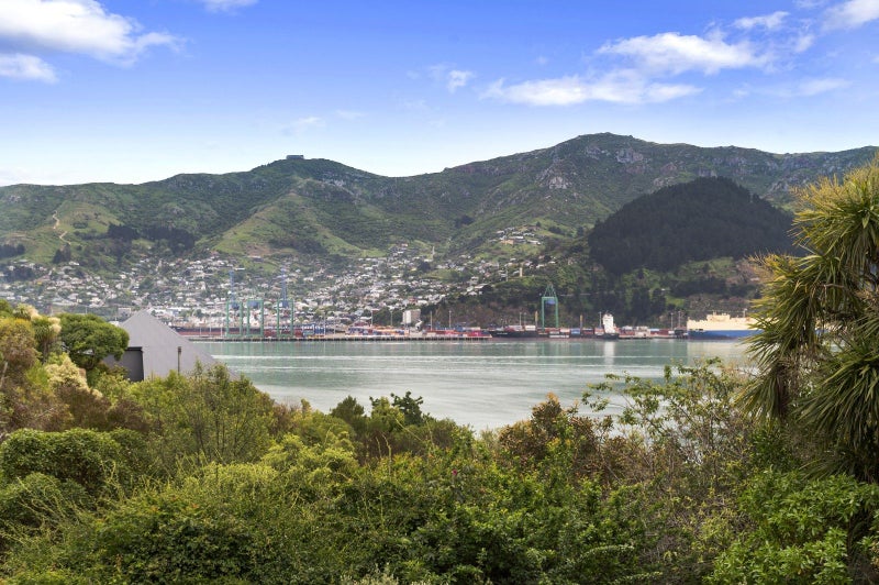 93 Marine Drive, Lyttelton - Carousel 2