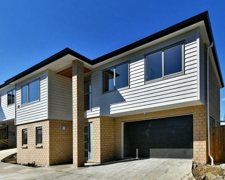 18B Oriana Avenue, Lynfield, Auckland - Carousel 1