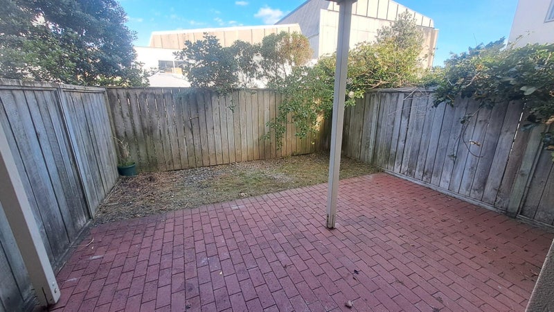 25/305 Evans Bay Parade, Hataitai, Wellington - Carousel 15