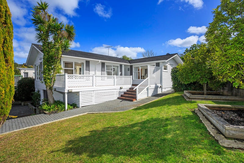 3 Mountbatten Avenue, Hillcrest, Auckland - Carousel 1