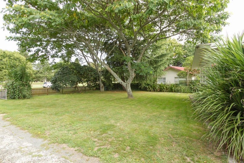 21 School Road, Whatawhata - Carousel 2