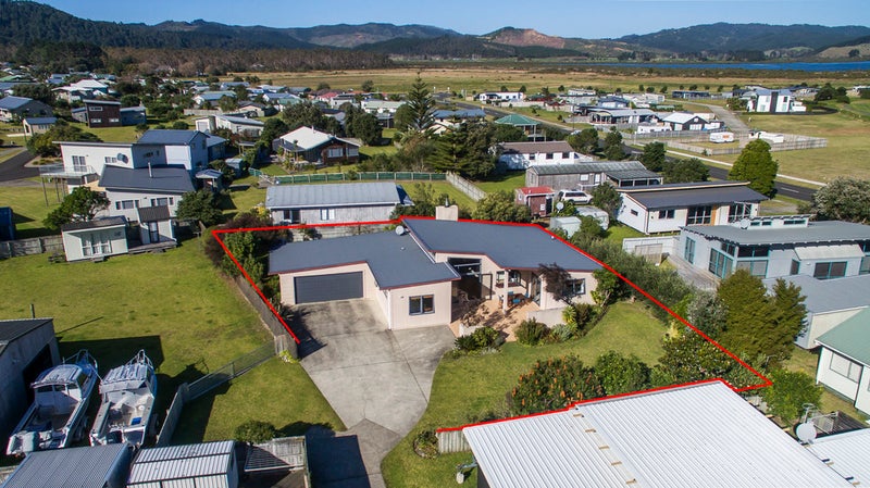 199 Kowhai Avenue, Matarangi, Whitianga - Carousel 1