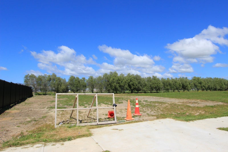 17 Catalina Crescent , Burleigh, Blenheim - Carousel 2