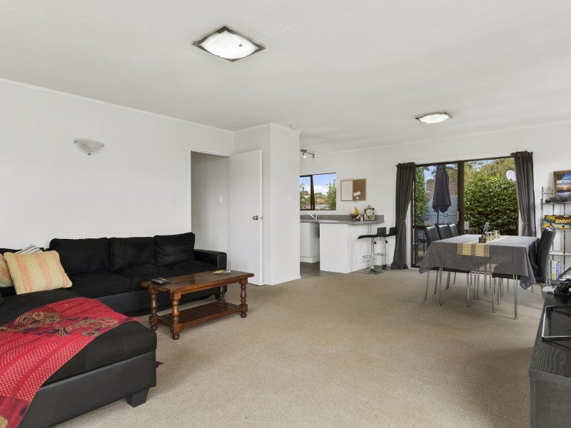 22B Winchester Terrace, Bethlehem, Tauranga - Carousel 2