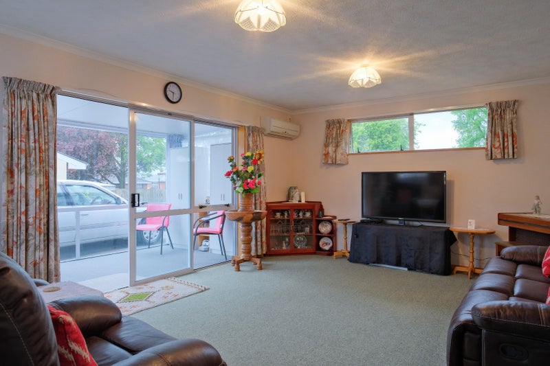 47B Thorn Street, Caversham, Dunedin - Carousel 2