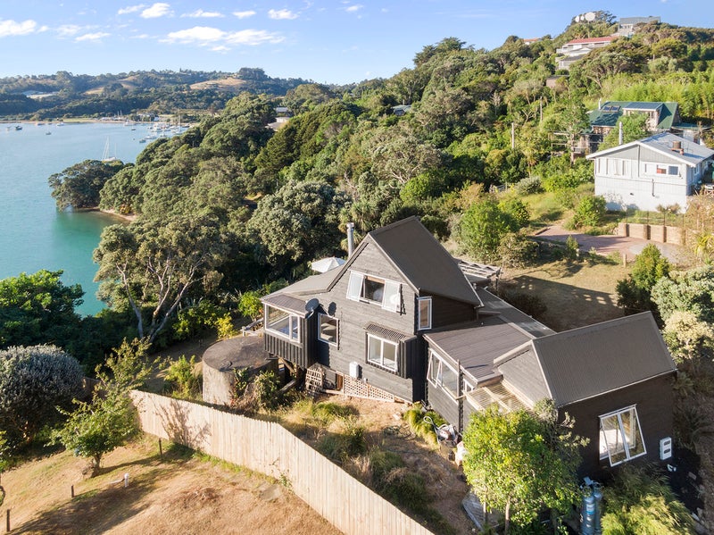 124 Wharf Road, Ostend, Waiheke Island - Carousel 20