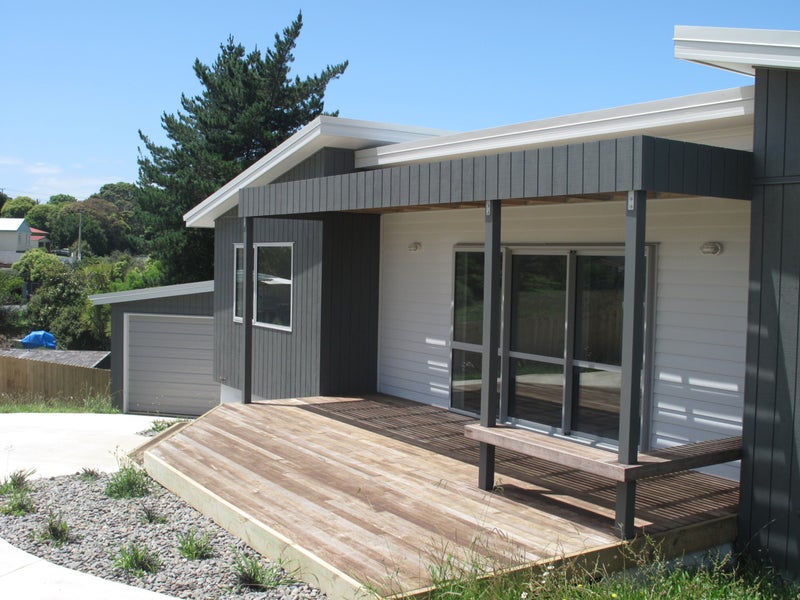 2A Puka Place, Raglan - Carousel 2