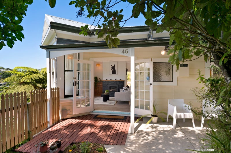 45 Reuben Avenue, Brooklyn, Wellington - Carousel 1