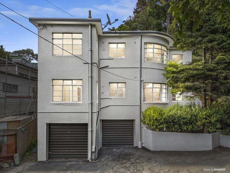13B Kim Street, Khandallah, Wellington - Carousel 1