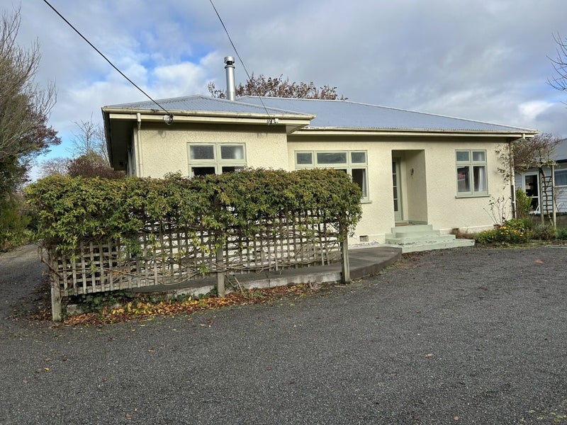 14 Kuratawhiti Street, Greytown - Carousel 1