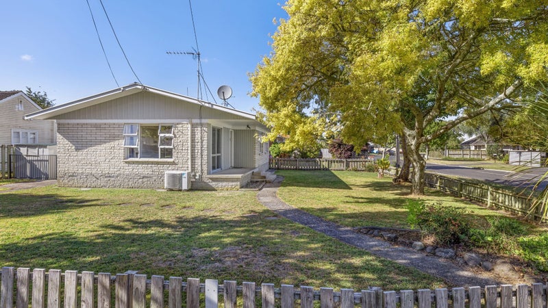 22 Wilson Street, Hamilton East, Hamilton - Carousel 1