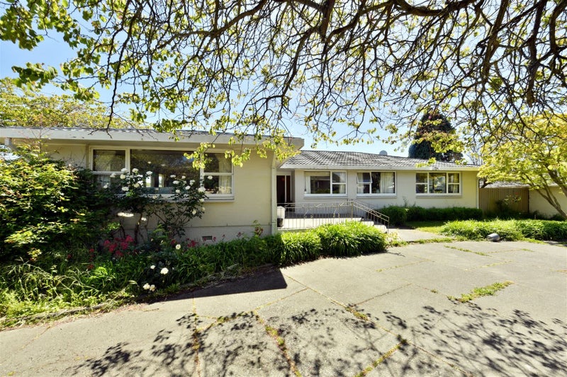 4 Talltree Avenue, Avonhead, Christchurch - Carousel 1