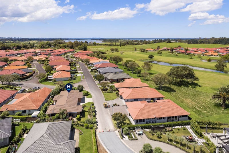 24 Gleneagles Drive, Katikati - Carousel 1