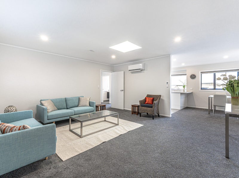 450 Cambridge Terrace, Naenae, Lower Hutt - Carousel 1