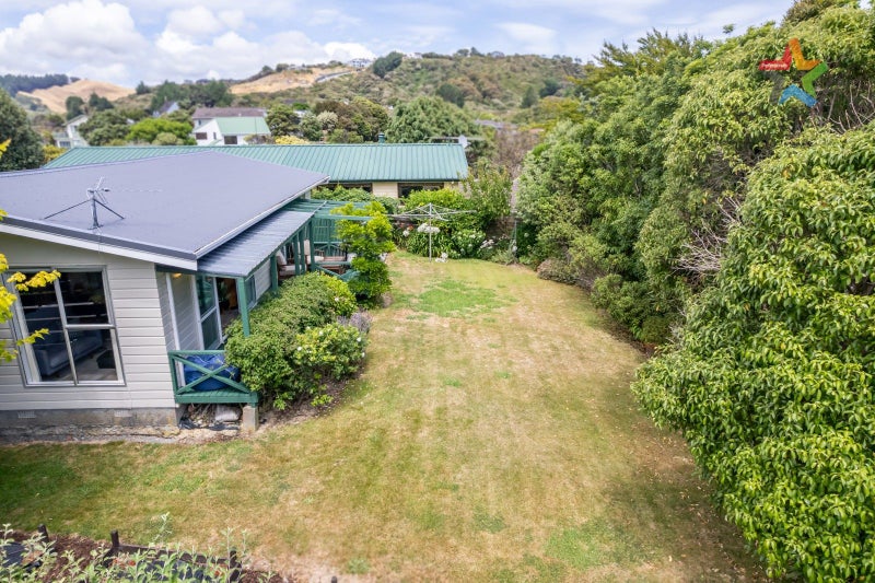 38 Discovery Drive, Whitby, Porirua - Carousel 2