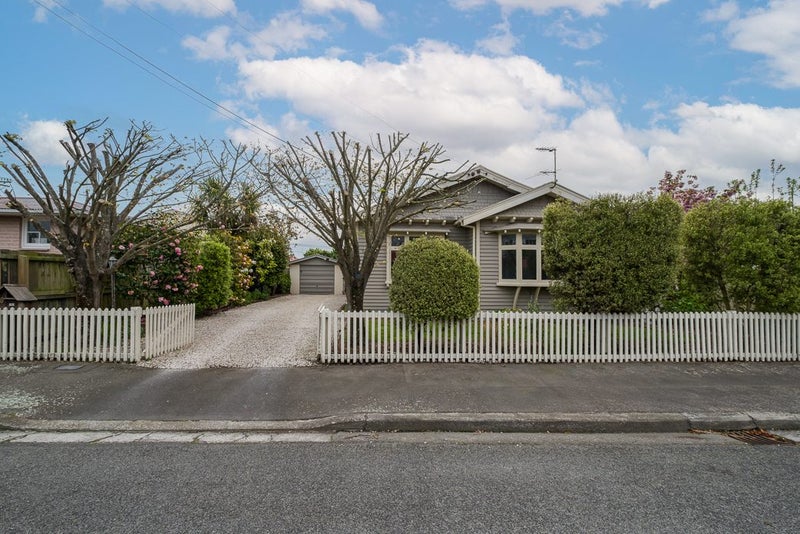 20 Bond Street, Waltham, Christchurch - Carousel 29