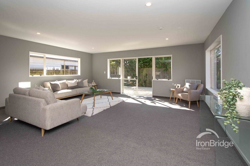 2/232 Centaurus Road, Saint Martins, Christchurch - Carousel 2