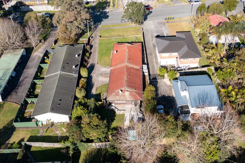 1/18 McLeod Road, Henderson, Auckland - Carousel 2