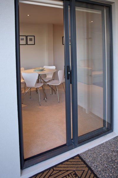 2/12 Montrose Terrace, Mairangi Bay, Auckland - Carousel 7