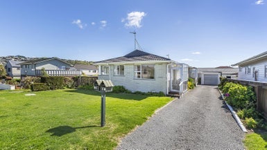 8A Tireti Road, Tītahi Bay, Porirua - Carousel 1