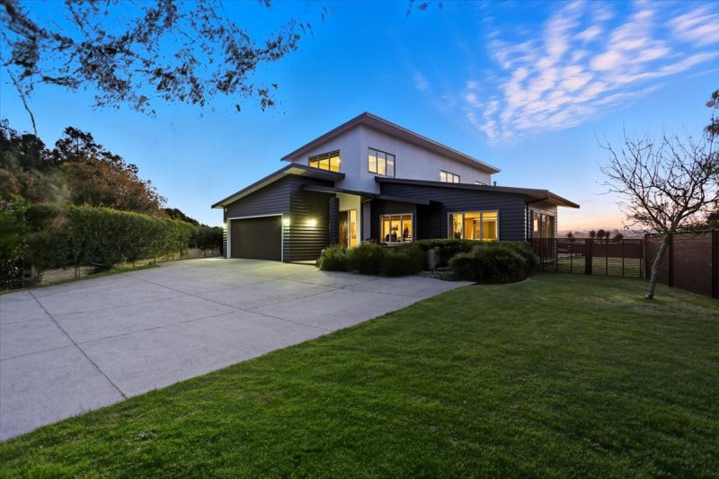 21C Bradley Avenue, Pyes Pa, Tauranga - Carousel 34