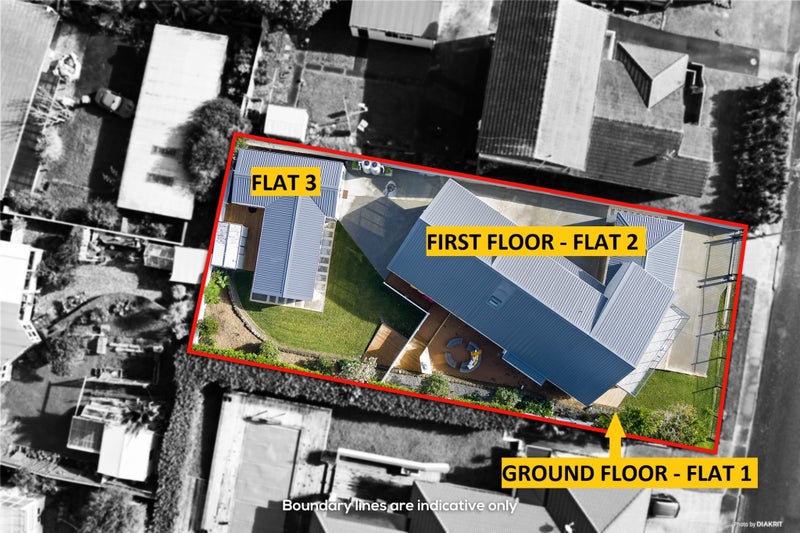 16 Paisley Street, Mellons Bay, Auckland - Carousel 1