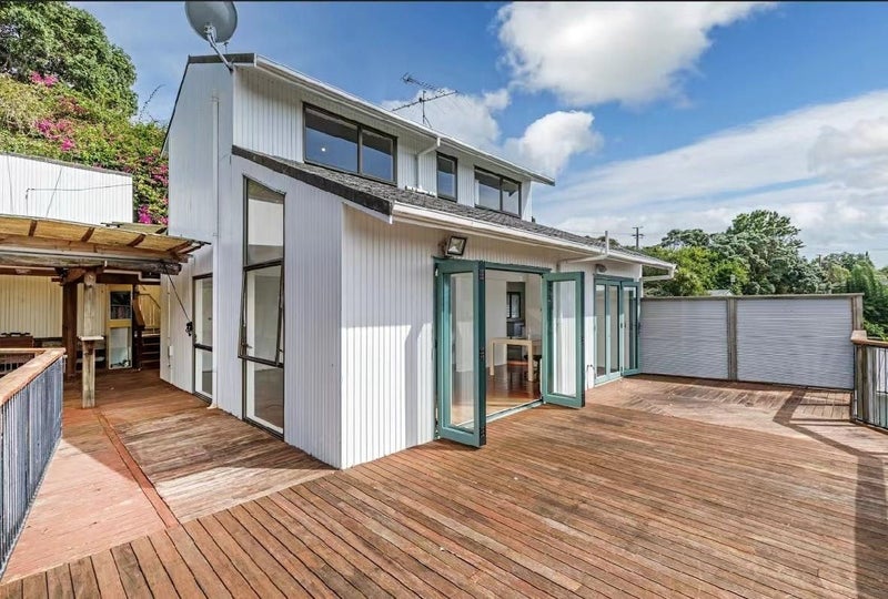 81 College Road, Northcote, Auckland - Carousel 2