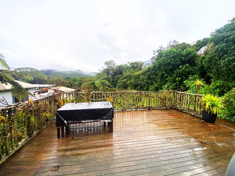 1 Maungaraki Road, Korokoro, Lower Hutt - Carousel 16