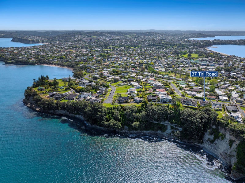37 Tiri Road, Manly, Whangaparaoa - Carousel 1
