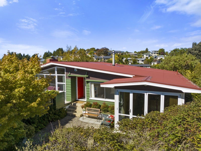 12 Pioneer Crescent, Helensburgh, Dunedin - Carousel 2