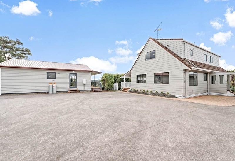 73 Wright Road, Albany - Carousel 1