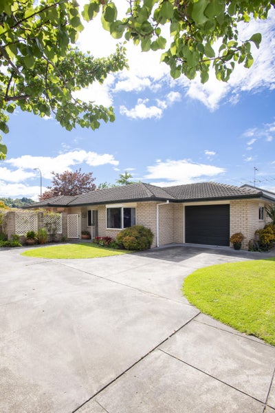 118 Ormond Road, Whataupoko, Gisborne - Carousel 1