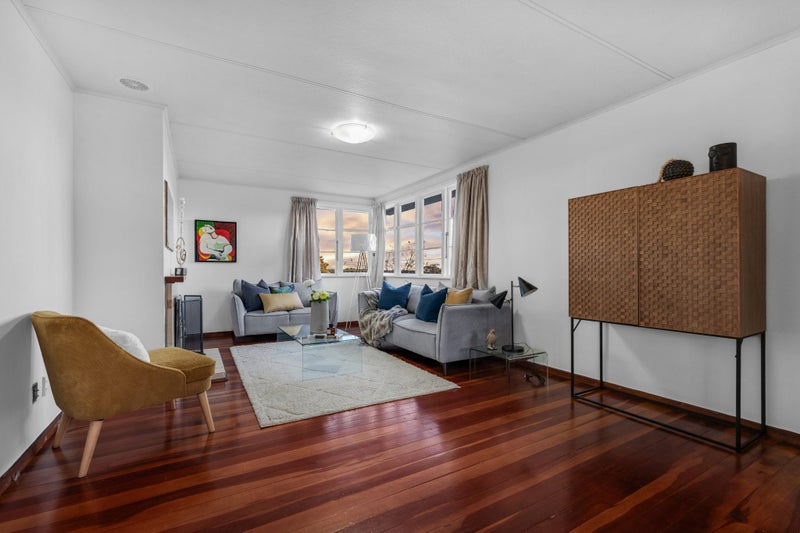 32 Price Crescent, Mount Wellington, Auckland - Carousel 1