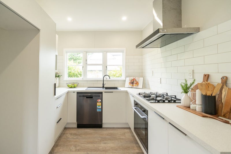 376 Ulster Street, Whitiora, Hamilton - Carousel 1