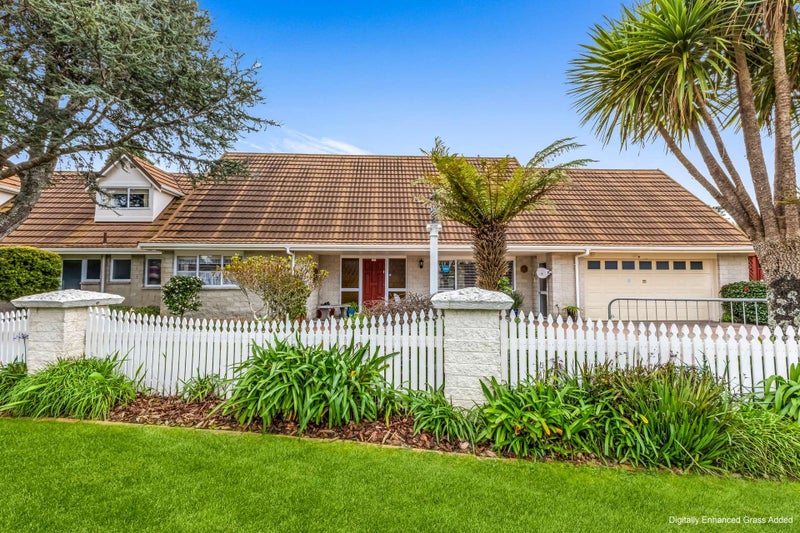 55 Branch Road, Highlands Park, New Plymouth - Carousel 1