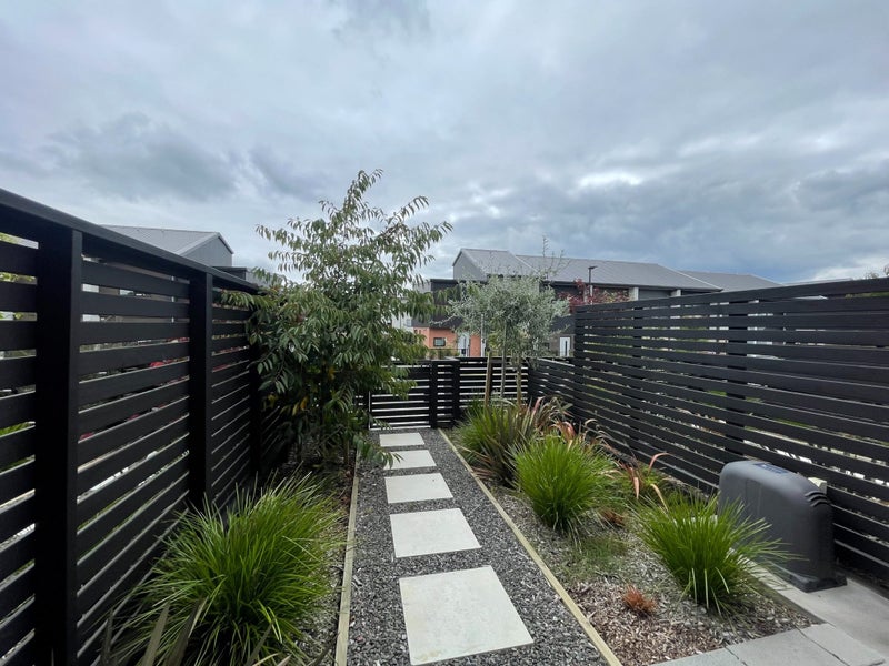 15 Selo Street, Glen Eden, Auckland - Carousel 2