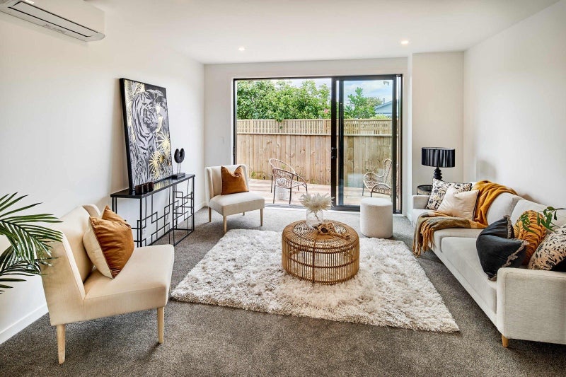 8/323 Riverside Drive, Waterloo, Lower Hutt - Carousel 2