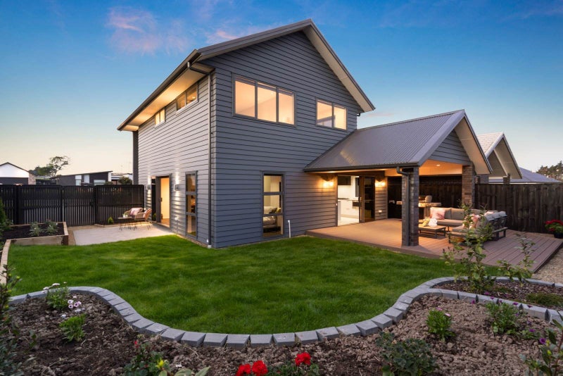 19 Te Rata Boulevard, Karaka, Papakura - Carousel 1