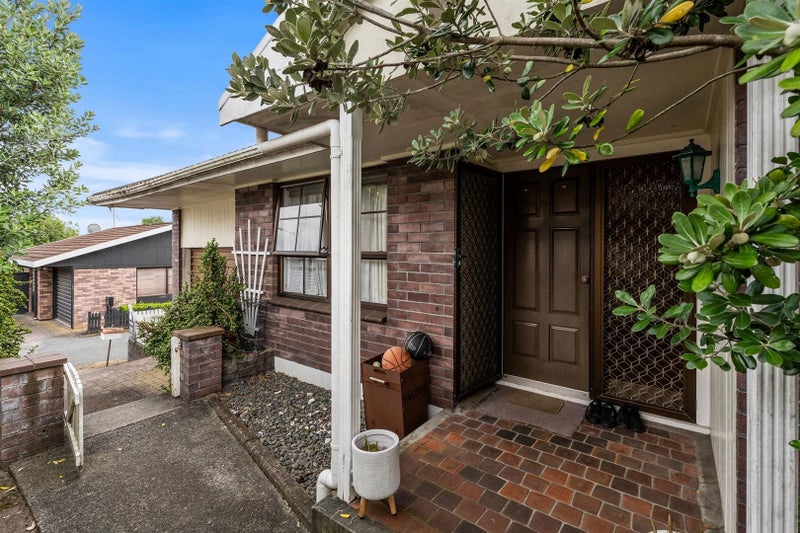 48 Anglesea Street, Hamilton Central, Hamilton - Carousel 2