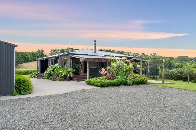 110 Old Highway, Whakamārama - Carousel 1