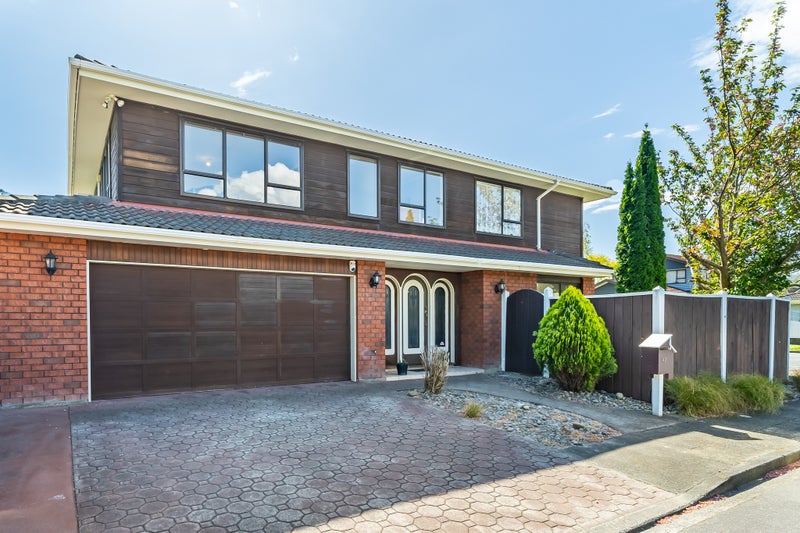 42 Waddington Drive, Naenae, Lower Hutt - Carousel 2