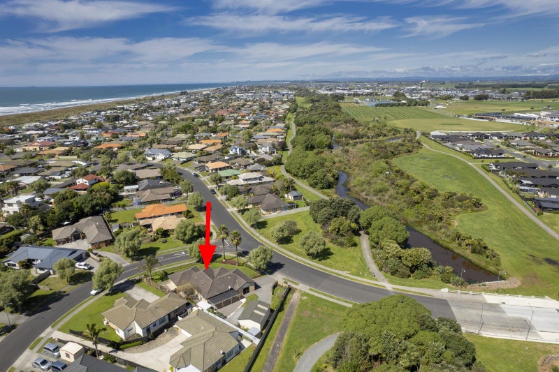 1 Corinth Grove, Papamoa Beach, Papamoa - Carousel 22