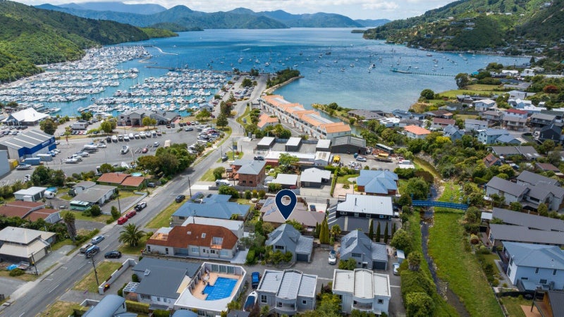 31A Beach Road, Waikawa, Picton - Carousel 22