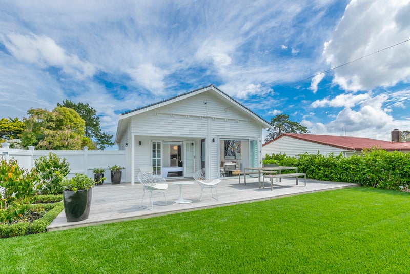 62 Fir Street, Waterview, Auckland - Carousel 1