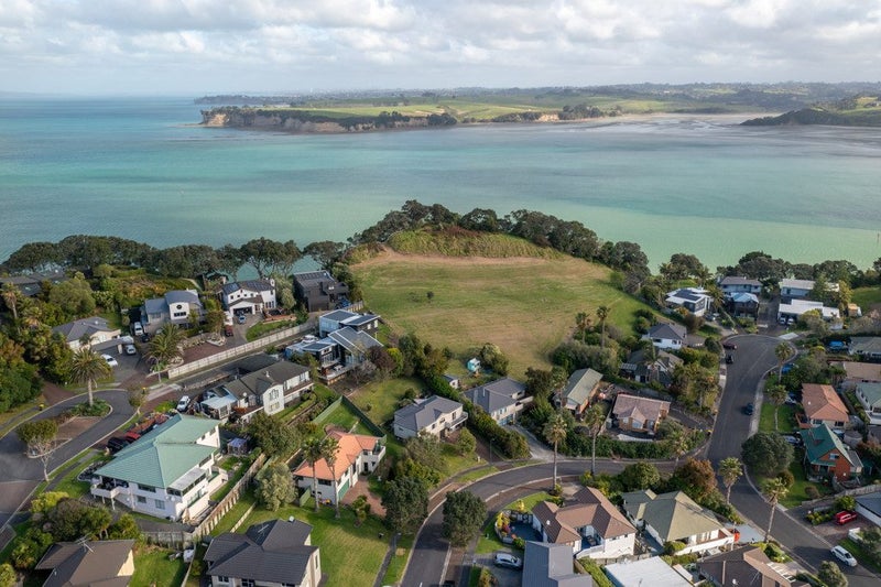 8 Coralsea Way, Arkles Bay, Whangaparaoa - Carousel 33