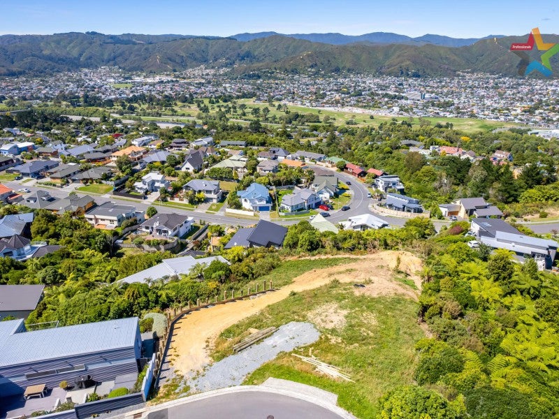 7 Winifred Way, Belmont, Lower Hutt - Carousel 1