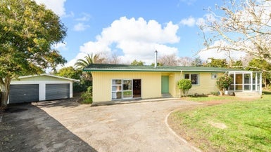 23 Wood Street, Takaro, Palmerston North - Carousel 1